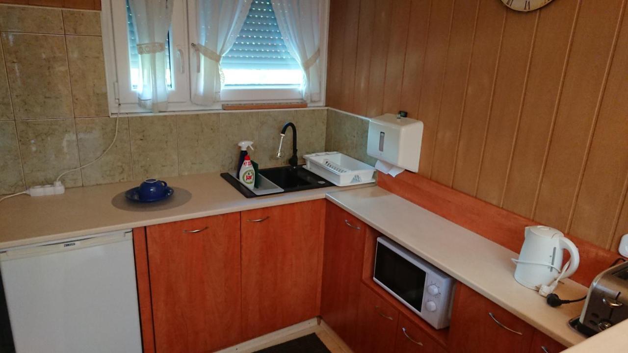Bpr P3 Lodge Apartment With A/C 부다페스트 외부 사진